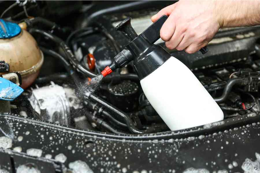 mycie silników